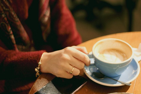 Mode Durable : Votre Guide DIY Pour Concevoir Une Garde-Robe Éthique à Domicile